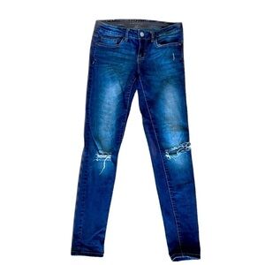 Aeropostale Size 4 Skinny Distressed Ripped Jeans Jeggings